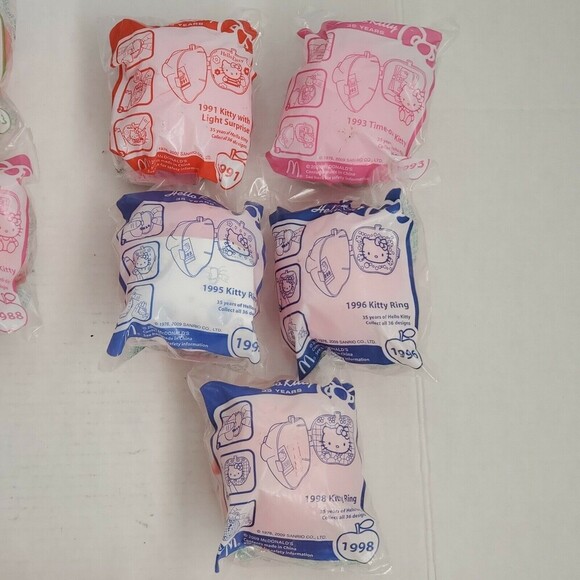 Hello Kitty 35 Yrs Collectible 2009 McDonald's Toy Lot of 12 Var Yrs 1982 - 2005 - Picture 5 of 10
